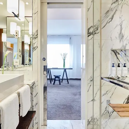 Intercontinental By Ihg 5*