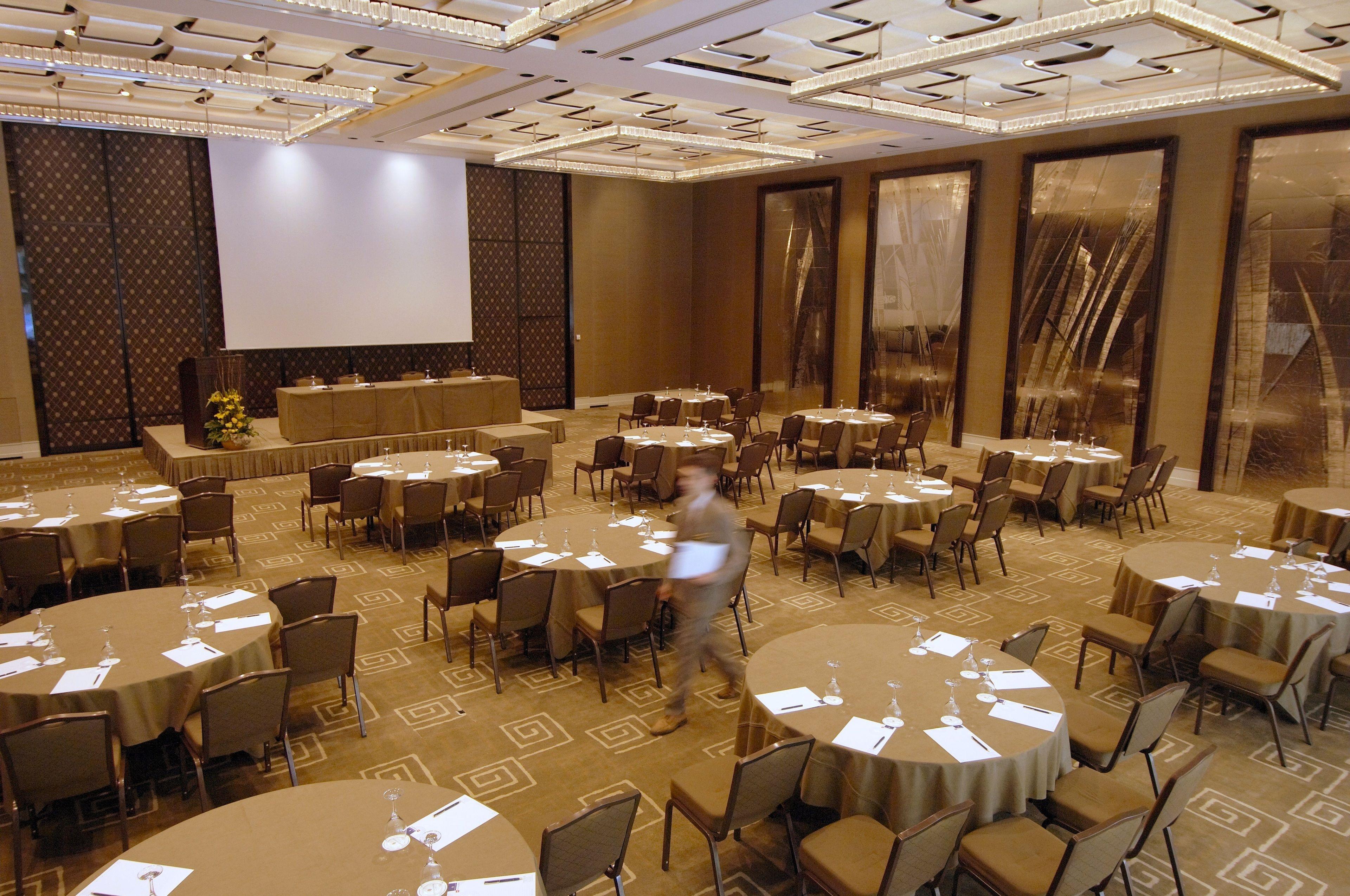 Intercontinental By Ihg Hotel 5*