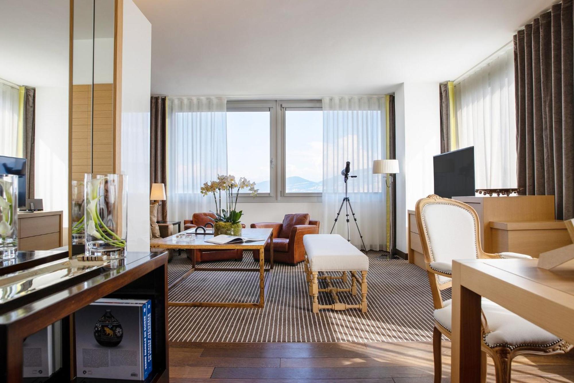 Intercontinental By Ihg Hotel