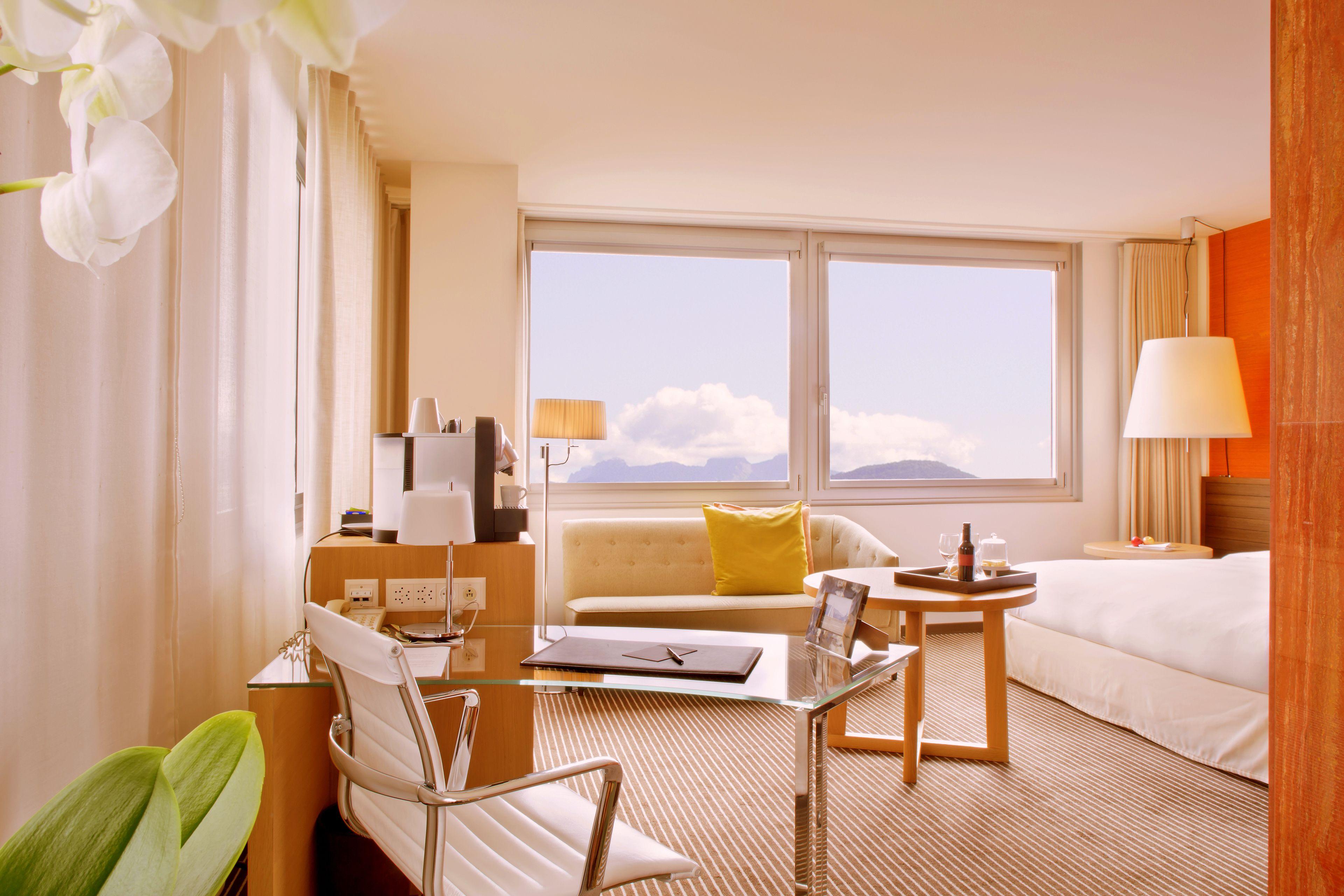 Intercontinental By Ihg Hotel